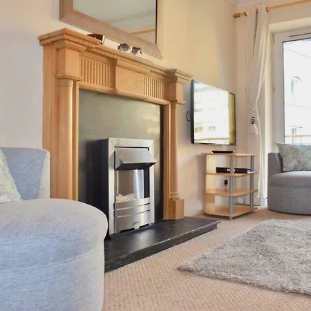 Apartment Peaceful 2 Bedroom Flat Beside Silicon Docks
