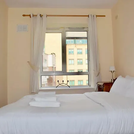 Apartment Peaceful 2 Bedroom Flat Beside Silicon Docks *