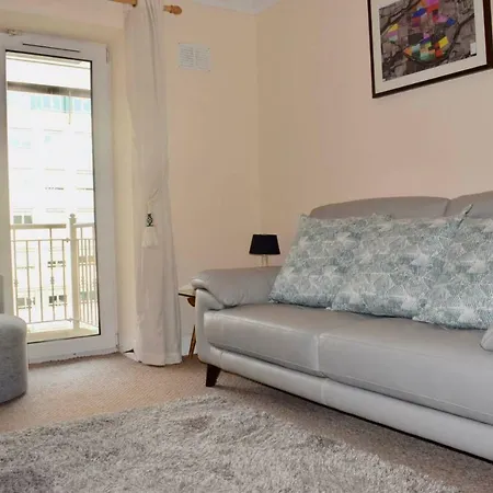 شقة Peaceful 2 Bedroom Flat Beside Silicon Docks *